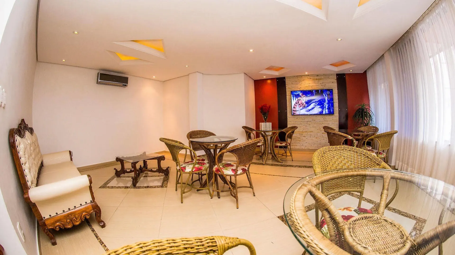 Hotel Rouxinol بيراتوبا